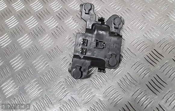 Volvo S80 Tail light bulb cover holder 162515 thk188