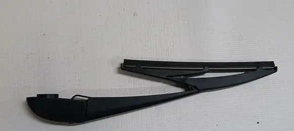 Toyota Auris E180 Rear wiper blade AJ98001