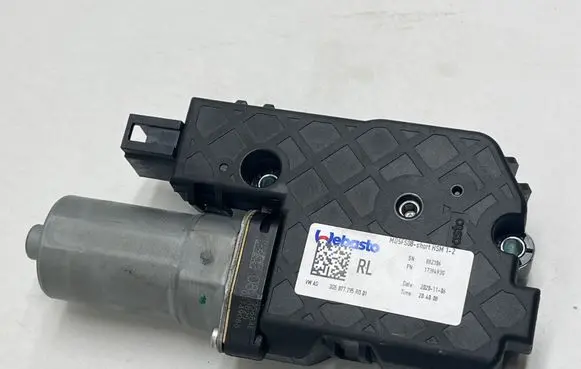 Audi Q3 F3 Sunroof motor/actuator 3G5877795