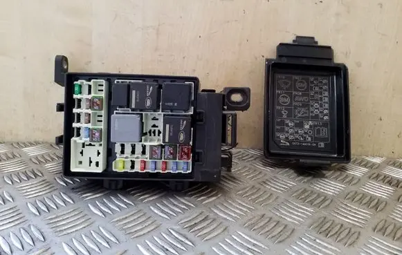 Jaguar XF X260 Fuse module GX7314076DA
