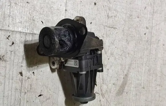 Mercedes-Benz GLA W156 EGR valve H8201411 50797503