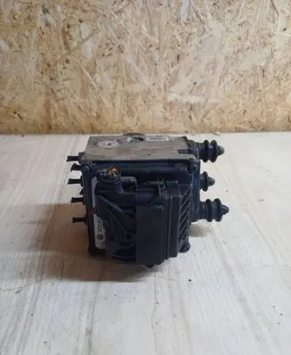 Volkswagen PASSAT B6 ABS Pump 3C0614095P 16332401 16332501A