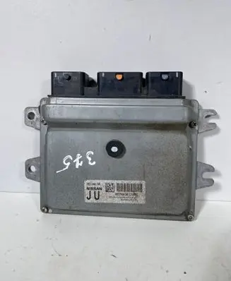 Nissan Juke I F15 Engine control unit/module MEC940140