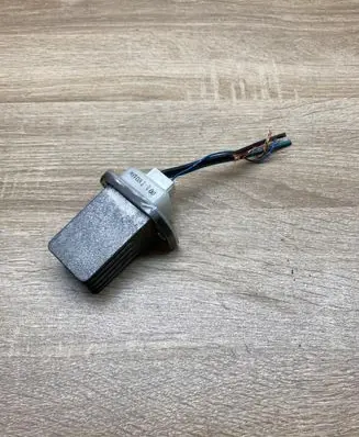 Nissan Almera N16 Heater blower motor/fan resistor 70T031103