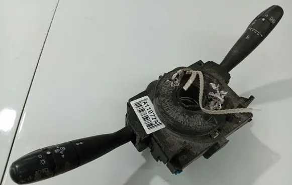 Peugeot 206 Wiper turn signal indicator stalk/switch 96477526XT