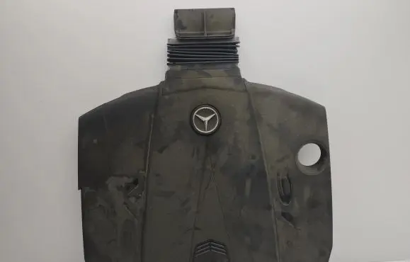 Mercedes-Benz CLS C218 X218 Engine cover (trim) A6420103567