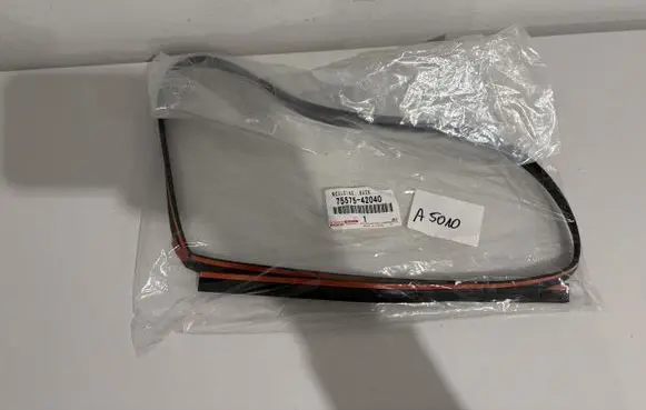 Toyota RAV 4 (XA50) Rubber seal front coupe door window 75575-42040