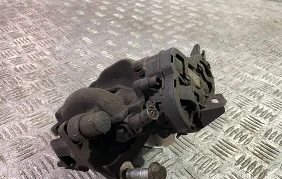 Rear brake caliper
