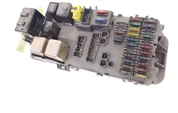 Honda Prelude Fuse module 38800S30G0 G8C233H 38210ST3E01D