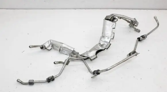 Jaguar XJ X351 Fuel line pipe
