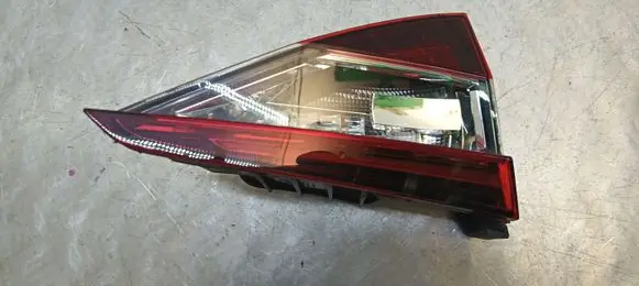 Skoda Superb B8 (3V) Tailgate rear/tail lights 3V9945307