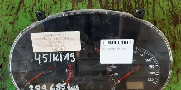 Seat Cordoba (6K) Speedometer (instrument cluster)