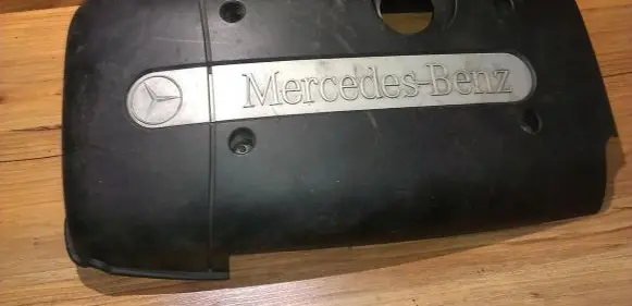 Mercedes-Benz C W202 Engine cover (trim) a6110100367