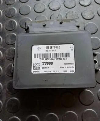 Porsche Macan (95B) Hand brake control module 95B907801B 95B907801C A2C99509502