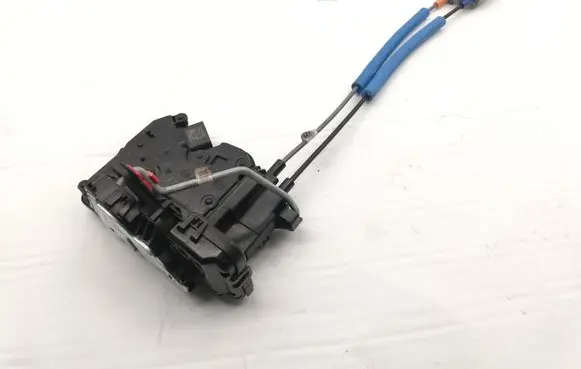 Hyundai Kona I Front door lock 81320J9520