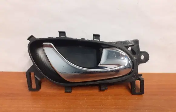 Nissan X-Trail T32 Rear door handle trim 