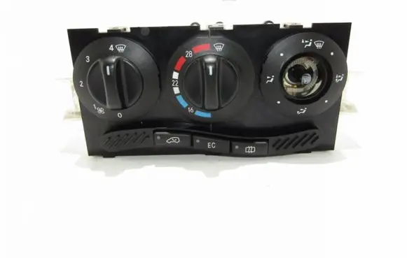 Mercedes-Benz A W168 Climate control unit 1688300485