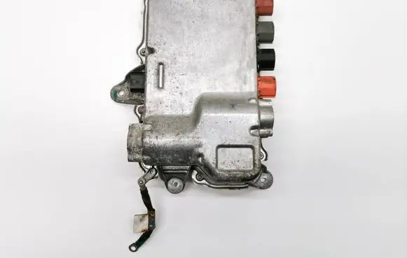 Tesla Model S Voltage converter inverter 1059891-00-B
