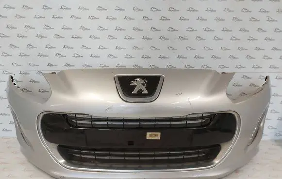 Peugeot 308 Front bumper 
