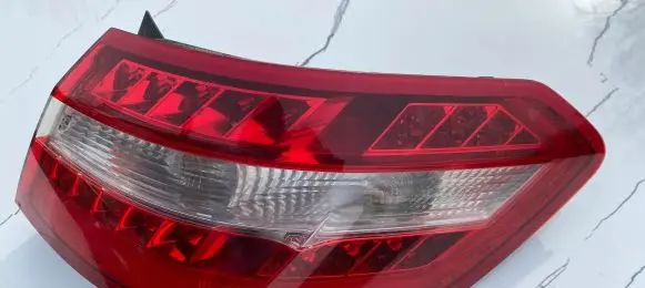 Mercedes-Benz E W212 Rear/tail lights A2128200264 A2128200264R