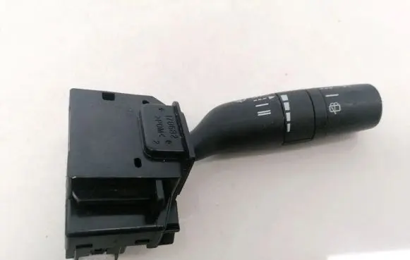 Mazda 3 II Wiper control stalk 17D682