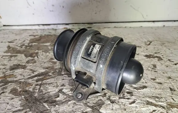 Mazda Xedos 6 Mass air flow meter 1972000060