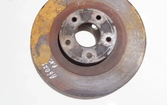 Nissan Qashqai+2 Front brake disc ventiliuojamas