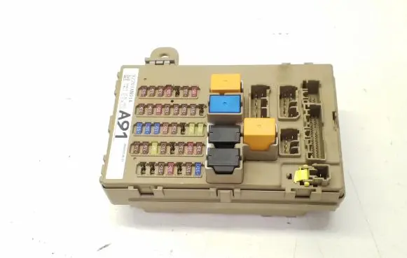 Subaru Outback (BT) Fuse module 82201AN91A