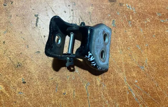 Citroen C4 II Rear door upper hinge