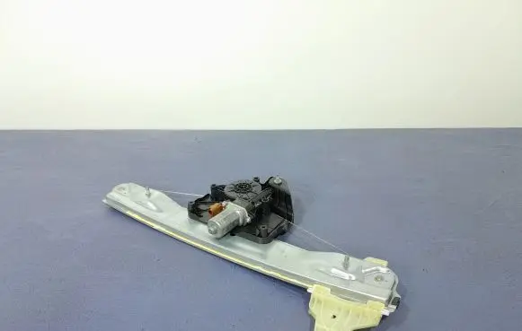 Dacia Jogger Rear door window regulator with motor 827201134R