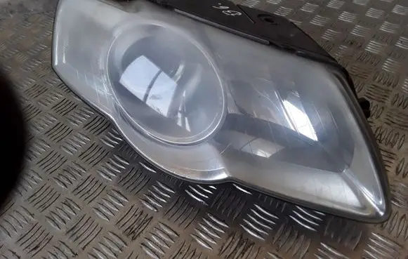 Volkswagen PASSAT B6 Headlight/headlamp 3C0941006AD 89316420