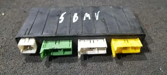 BMW 5 E34 Comfort/convenience module 61351388523 5dk00513501