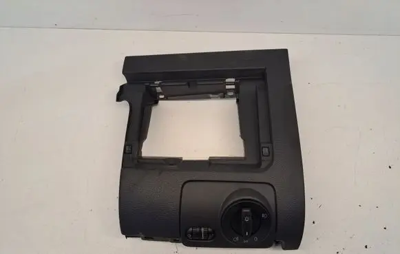 Volkswagen Golf VI Dashboard lower bottom trim panel 5K1858365 5K1858367