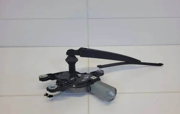 Seat Arona Rear window wiper mechanism 