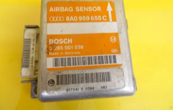 Audi A4 S4 B5 8D Airbag control unit/module 8A0959655C 0285001038