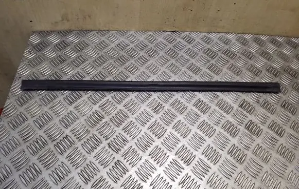 Audi A6 S6 C4 4A Engine compartment rubber 
