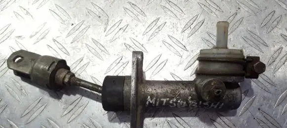 Mitsubishi Space Wagon Clutch master cylinder