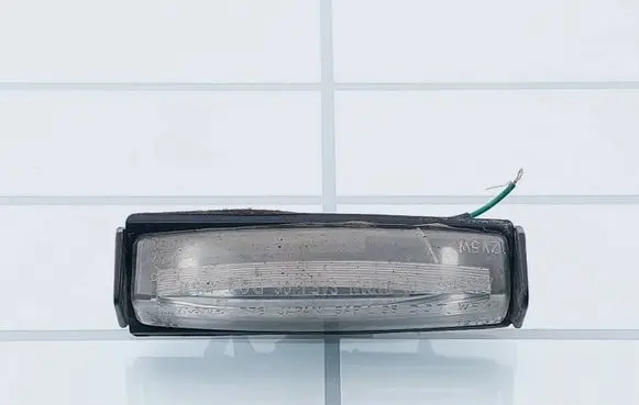 Lexus GS 300 400 430 Number plate light
