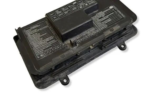Audi 80 90 B3 Fuse box cover 893941801 8A0941803 8930100300
