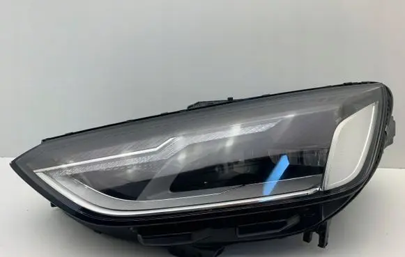 Audi A4 S4 B9 8W Headlight/headlamp 8W0941011