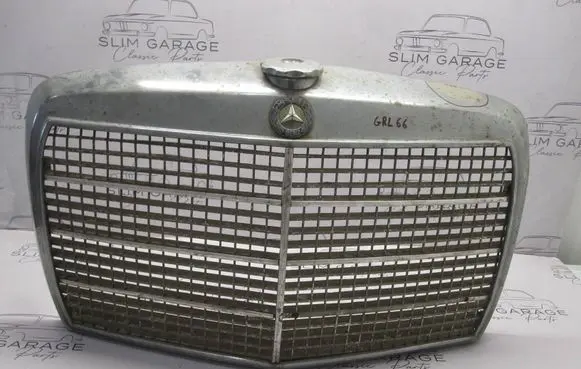 Mercedes-Benz 250 280 C CE W114 Front grill 