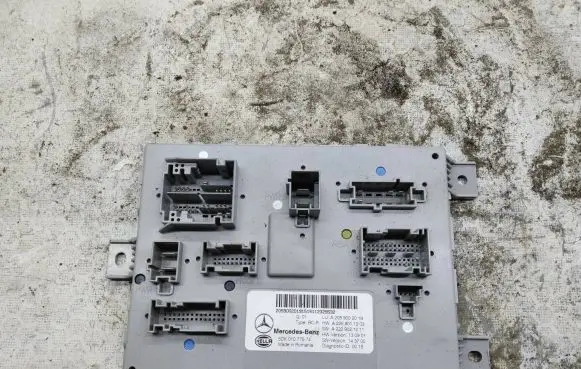 Mercedes-Benz C W205 Comfort/convenience module A2059002019 A2229011203 A2229021211