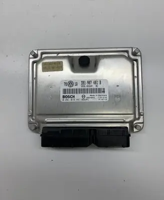 Volkswagen PASSAT B5.5 Engine control unit/module 3B1907401B 28SA4843 0281010447