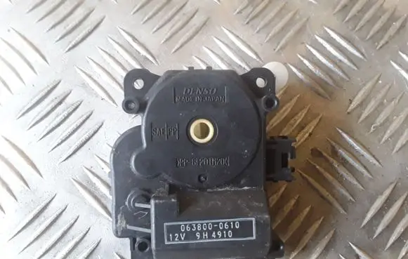 Lexus RX 330 - 350 - 400H Air flap motor/actuator 0638000610