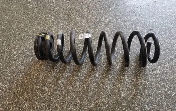 Hyundai Kona I Rear coil spring 55330K4000