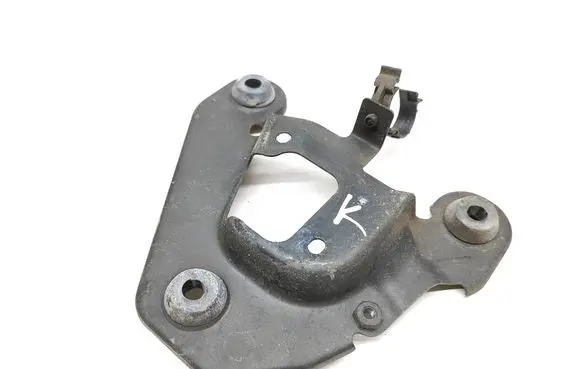 Other engine bay part