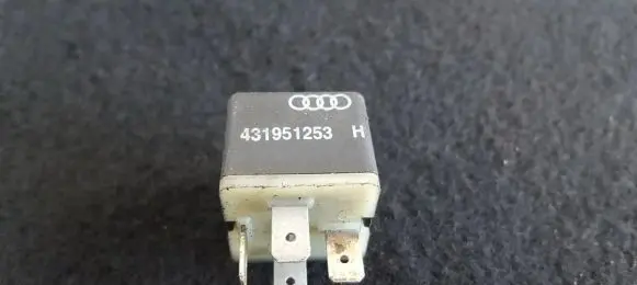 Audi A4 S4 B5 8D Other relay 431951253H