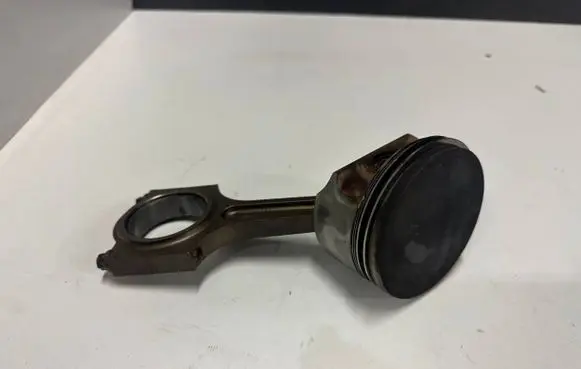 BMW X5 E53 Piston with connecting rod 7148 U86