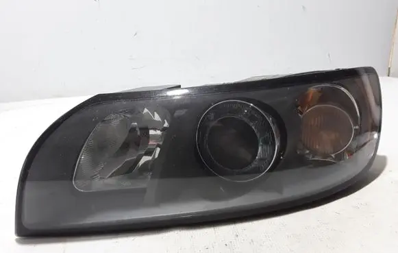Volvo V50 Headlight/headlamp 30698889