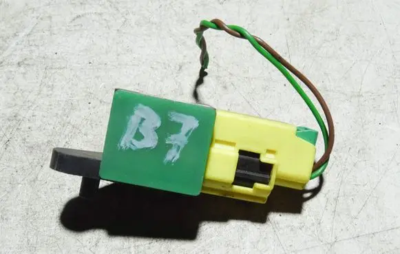 Audi A4 S4 B7 8E 8H Airbag deployment crash/impact sensor 5N0959351B
